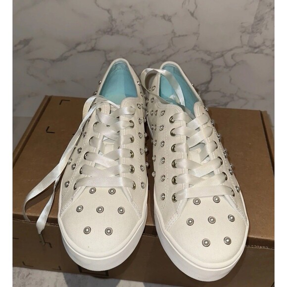 Kate Spade Women's White Match Imitation Pearls Sneakers 8.5 MSRP $225 NWOT - Picture 3 of 10